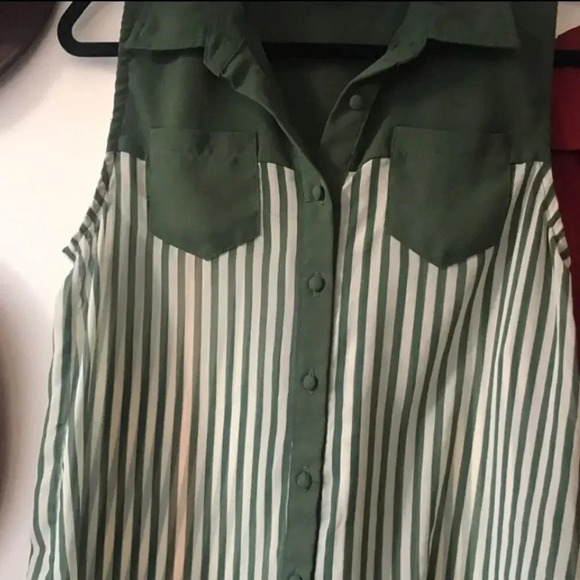 Striped green blouse  - Picture 1 of 5